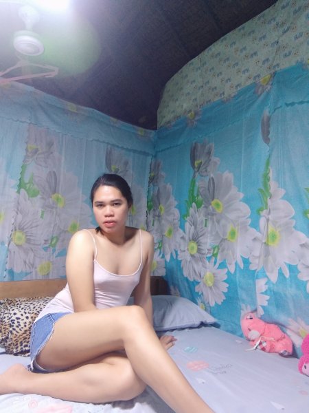 I'm staring at you! Aren't you?