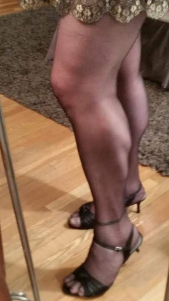 photoffadultr10s2394323445_709921048008551superphoto