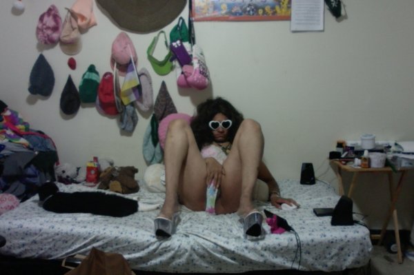 TRANSSEXYMOMMYINHERROOM3