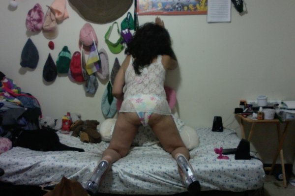 TRANSSEXYMOMMYINHERROOM10