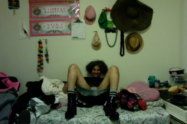 ERICAsNEWHOTSEXYLOOK98