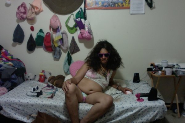 TRANSSEXYMOMMYINHERROOM33