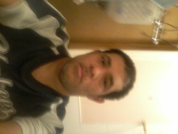 Does anybody want to be with me cause im single 