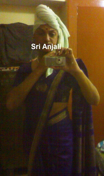 Sri Anjali in royal blue silk saree1