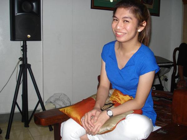 409093_2911947250832_1432001970_n