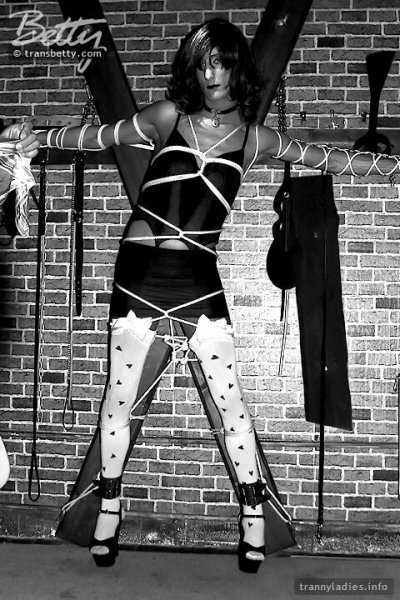 Dungeon photoshoot - transbetty