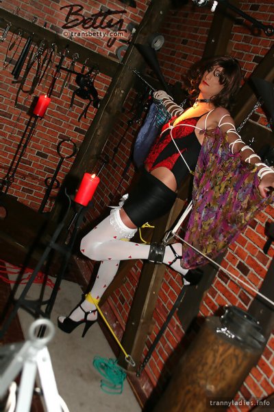 Dungeon photoshoot - transbetty