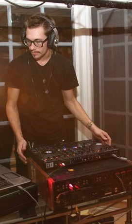 166432_477218596115_598326115_6274733_4437015_n